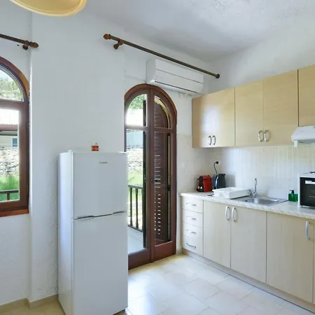 Aparthotel Galini Achlia